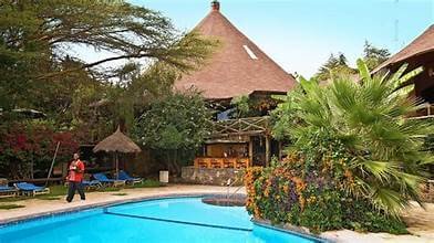 The hotel in Masai Mara